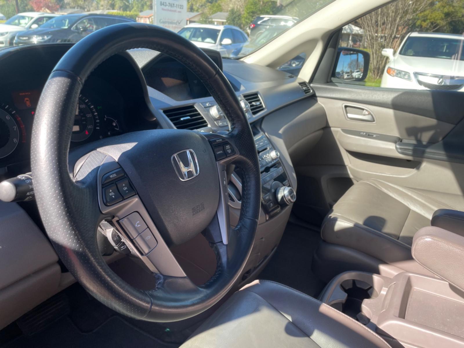 2013 GRAY HONDA ODYSSEY TOURING (5FNRL5H91DB) with an 3.5L engine, Automatic transmission, located at 5103 Dorchester Rd., Charleston, SC, 29418-5607, (843) 767-1122, 36.245171, -115.228050 - Photo #24